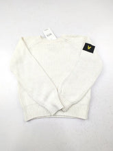 Buy online pre-used pre-loved 100% authentic & Original branded Lyle & Scott (KWB-3140) available in Pakistan. Top international brands avilable.